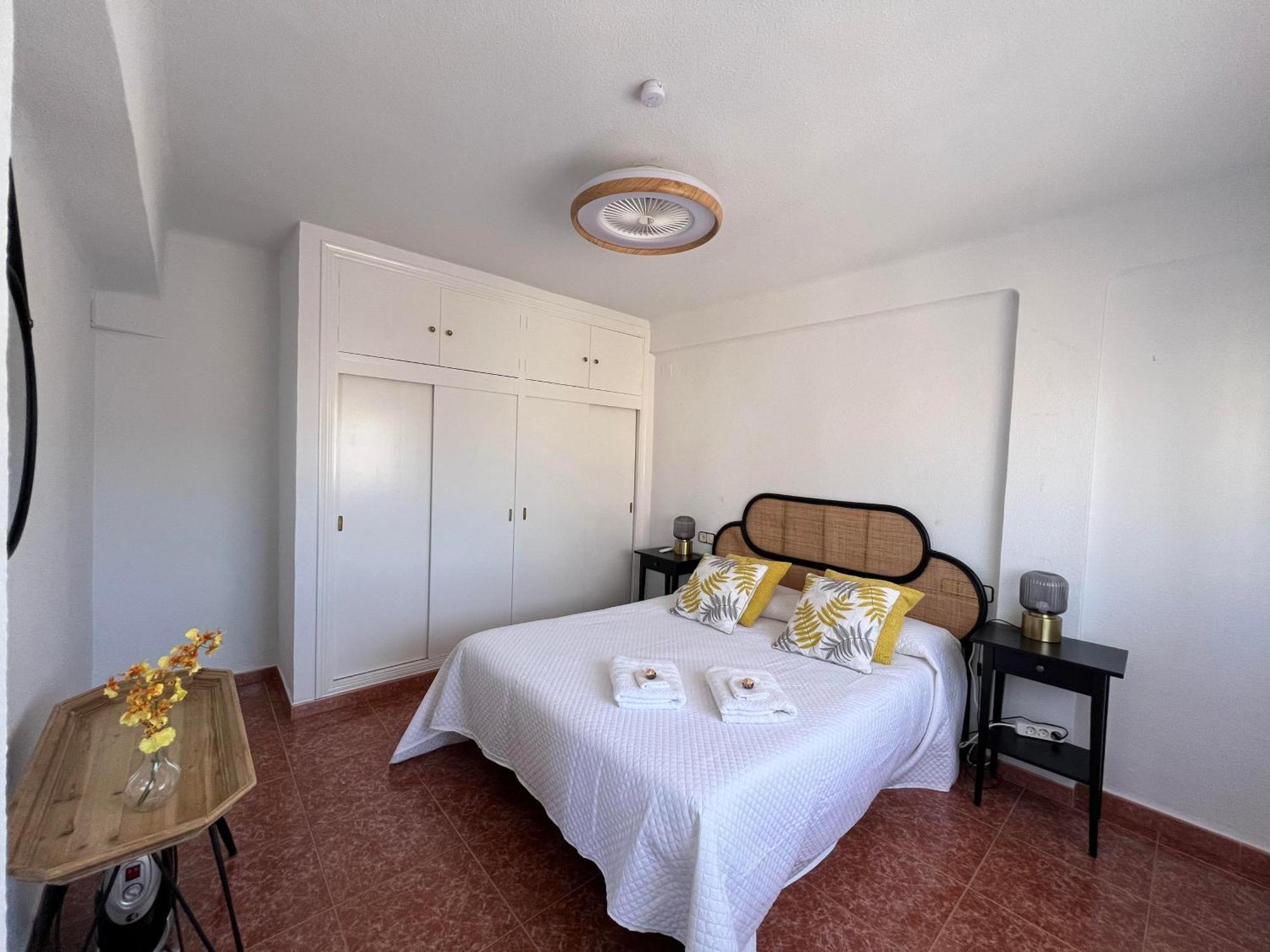 Gran Apartamento Con Parking Gratis Centro De Málaga Kültér fotó