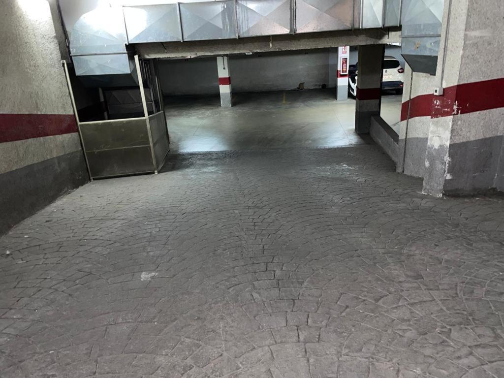 Gran Apartamento Con Parking Gratis Centro De Málaga Kültér fotó